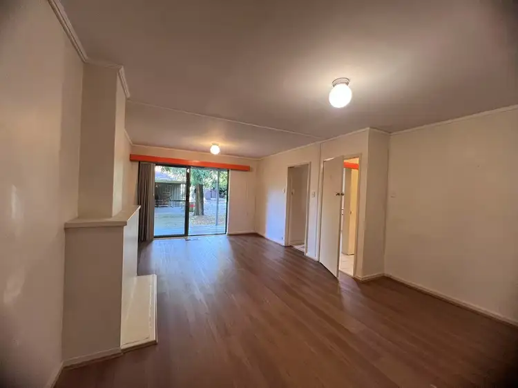 42 Lowanna Street