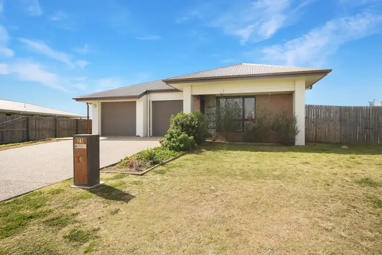 25 Mia Street, Wyreema QLD 4352