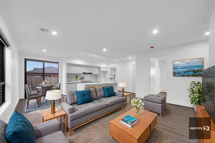 9 Groton Street, Manor Lakes VIC 3024
