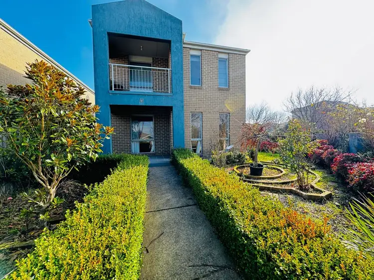 41 Moonlight Avenue