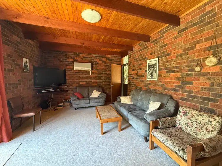 2/56 Coronation Avenue, Bright VIC 3741