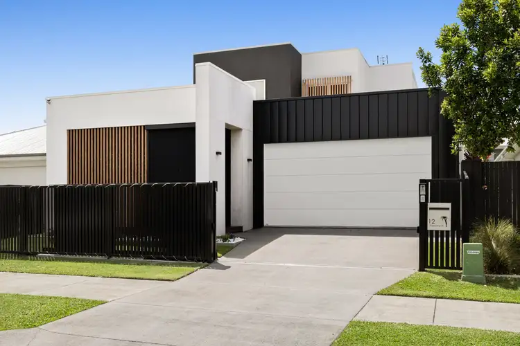 12 Tropicana Place, Palmview QLD 4553