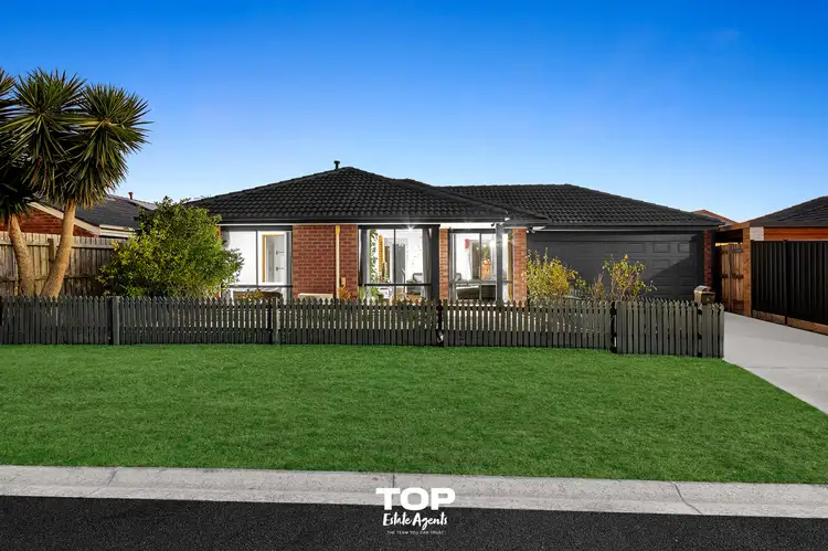 6 Craigton Court, Cranbourne North VIC 3977