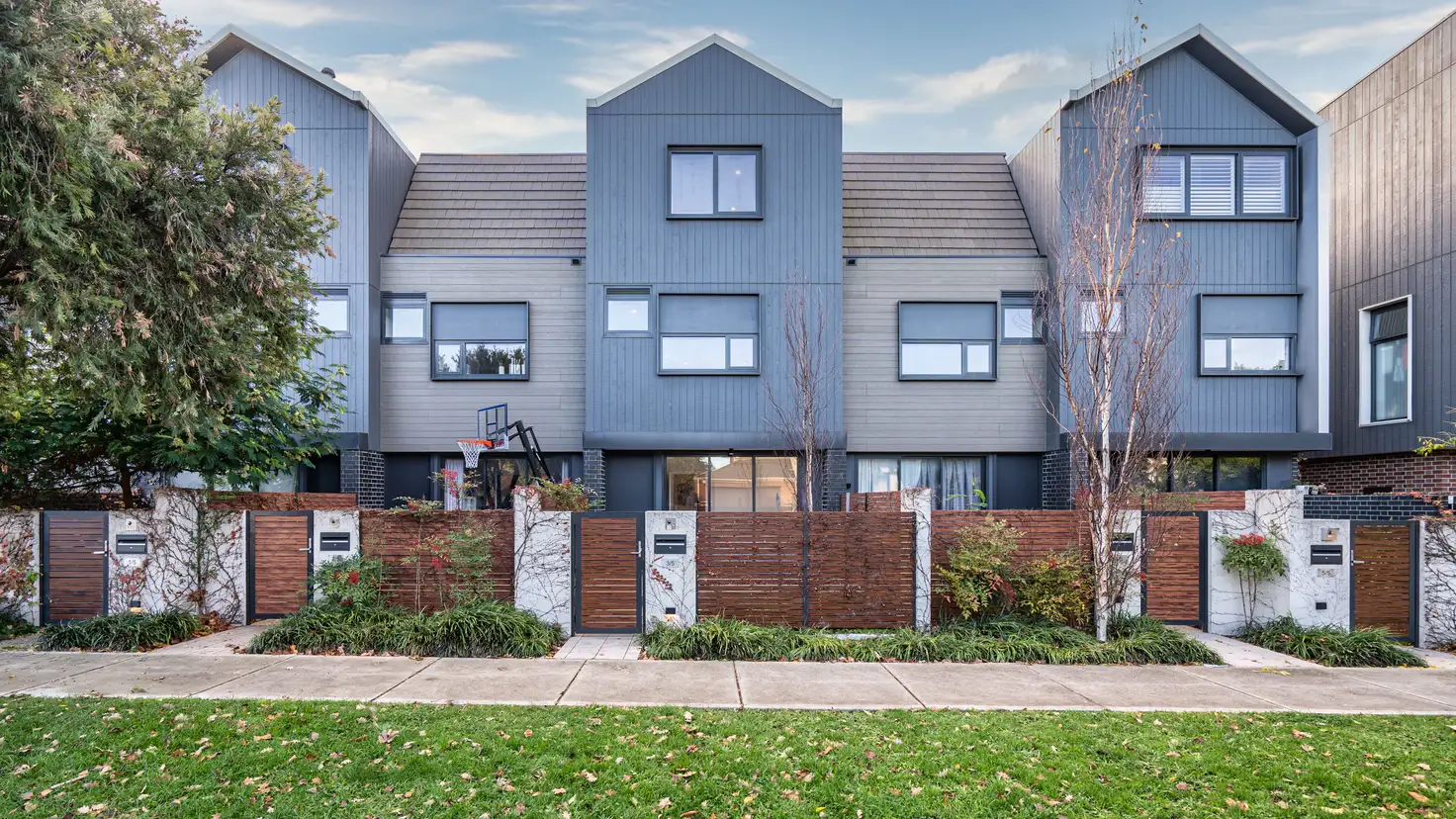Main view of Homely townhouse listing, 3/5 Adelaide Street, Mckinnon VIC 3204