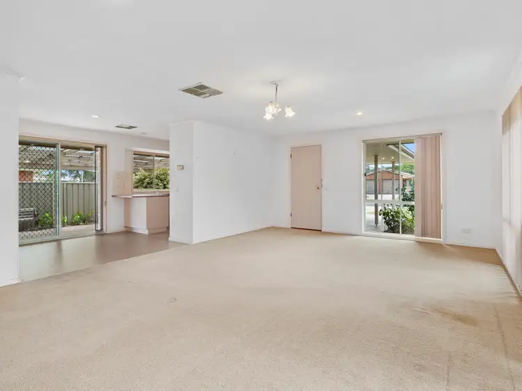 Fifth view of Homely house listing, 10 Hiles Court, Tocumwal NSW 2714