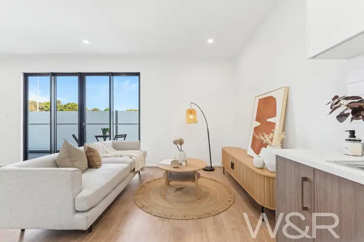 10/2A Mander Road, Christie Downs SA 5164