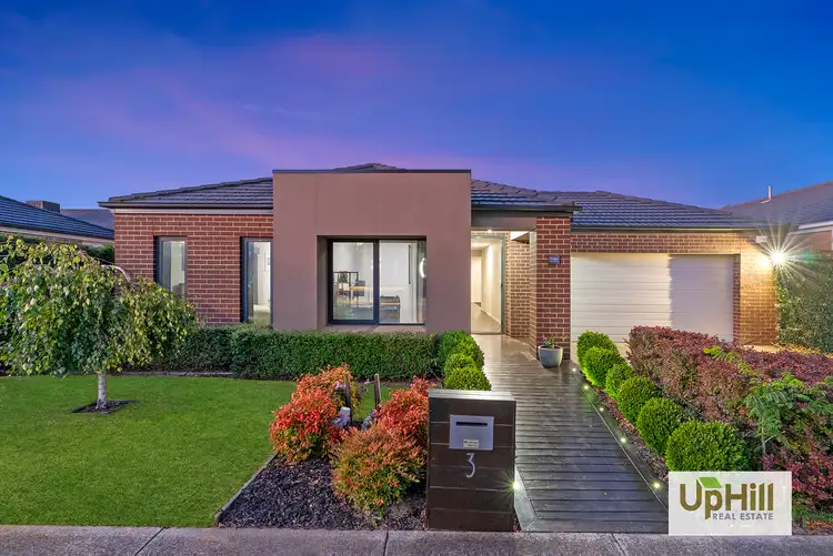 3 Lothbury Drive