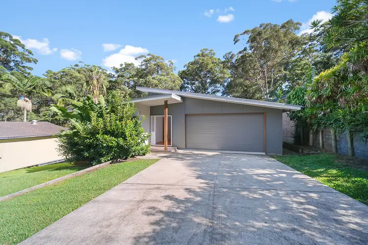 10 Fourth Ridge Road, Smiths Lake NSW 2428