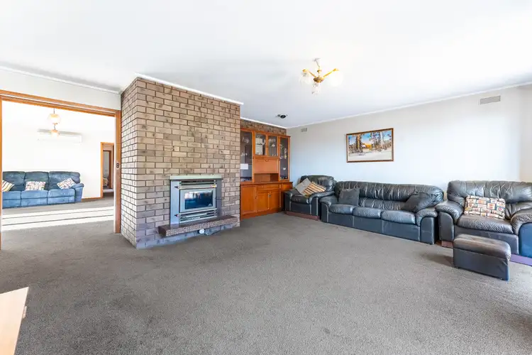 Fifth view of Homely house listing, 25 Collins Street, Kangaroo Flat VIC 3555