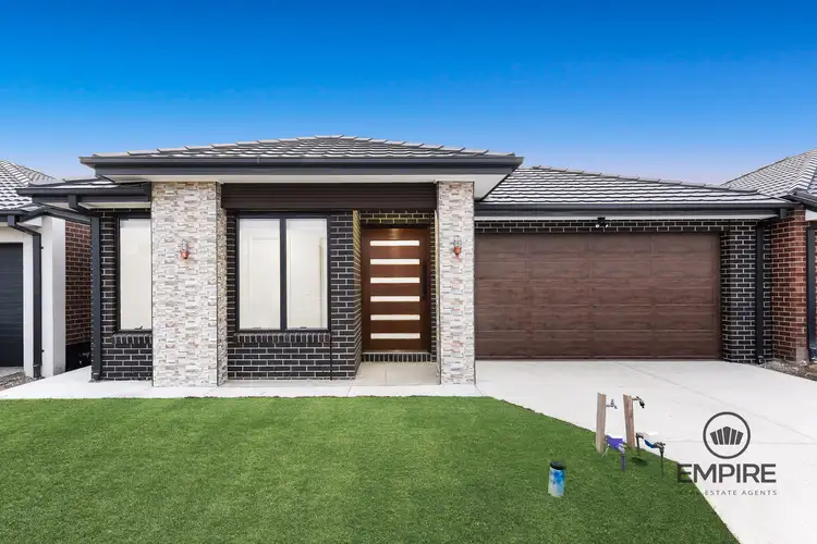 25 Basilico Street, Clyde VIC 3978