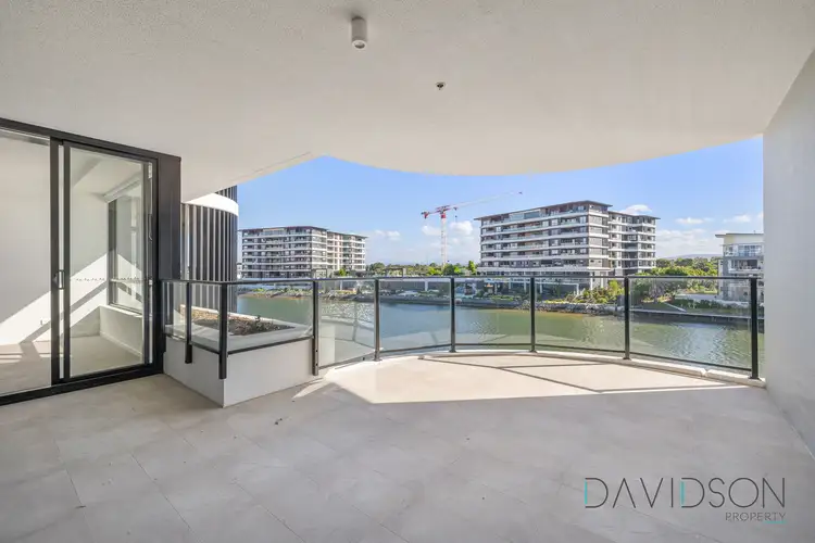 1305/10 Sickle Avenue, Hope Island QLD 4212