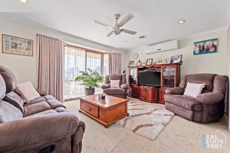 Second view of Homely house listing, 4 Cooper Court, Hallam VIC 3803