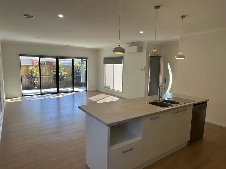 Third view of Homely house listing, 4/17 Mortlake Road, Warrnambool VIC 3280
