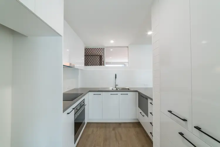 Fifth view of Homely unit listing, 4/32 Powell Crescent, Coolangatta QLD 4225