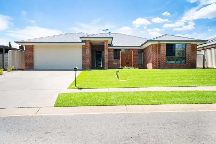 25 MORTIMER TERRACE, Leneva VIC 3691