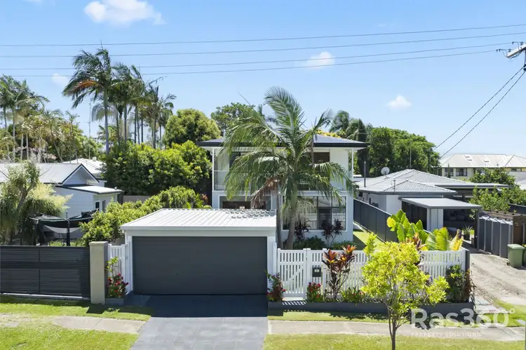 7 Mary Street, Labrador QLD 4215