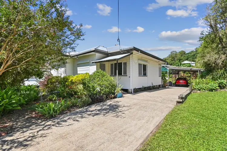 17 CLACHERTY STREET, Stratford QLD 4870