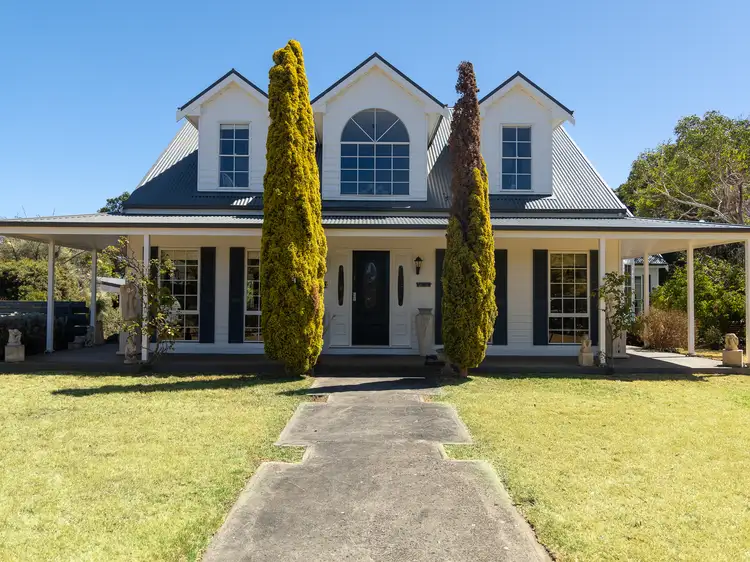 53 Albert Road, Port Fairy VIC 3284