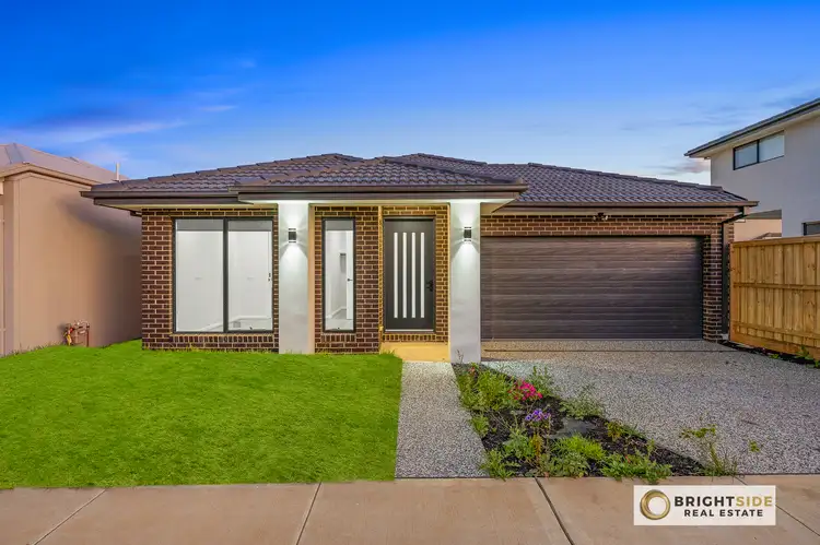 53 Benoit Circuit, Clyde North VIC 3978