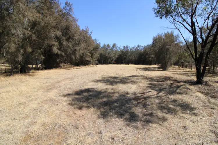9 Treasure Road, Woodanilling WA 6316