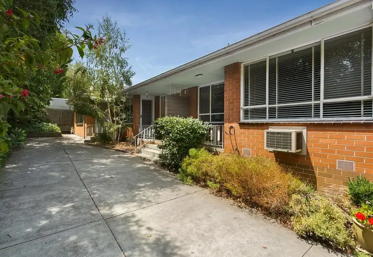 16 Woodvale Grove