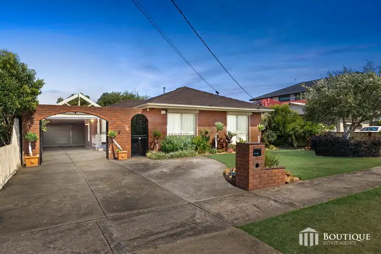 22 Nicole Avenue, Dandenong North VIC 3175
