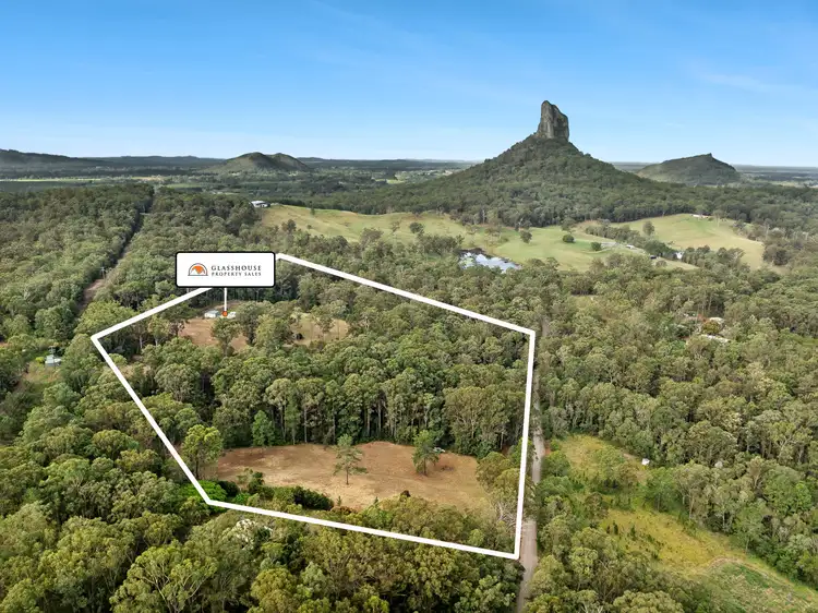 319 Mount Beerwah Road, Glass House Mountains QLD 4518