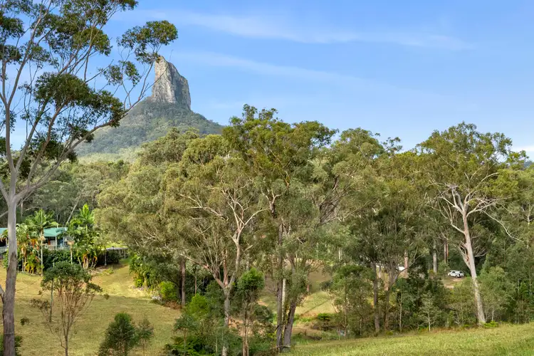 319 Mount Beerwah Road, Glass House Mountains QLD 4518