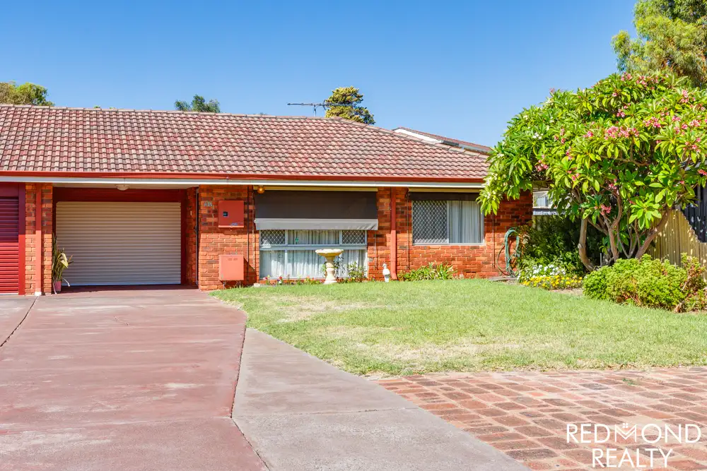 Main view of Homely semi-detached listing, 4B Janthina Crescent, Heathridge WA 6027