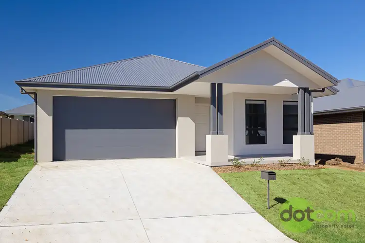 10 Solomon Street, North Rothbury NSW 2335