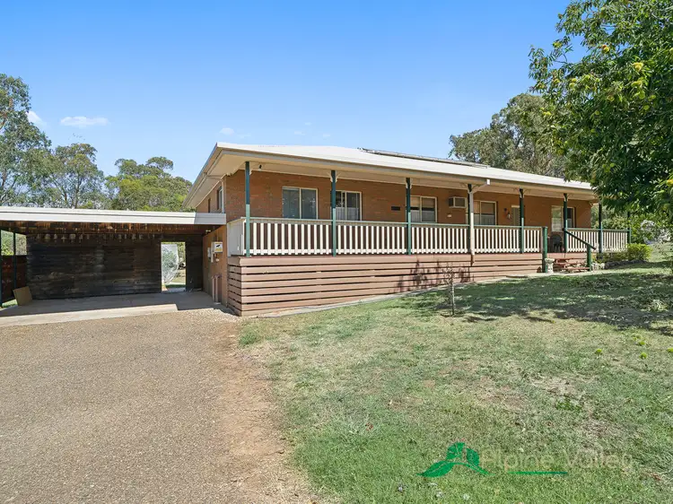25 Hores Lane, Tawonga VIC 3697