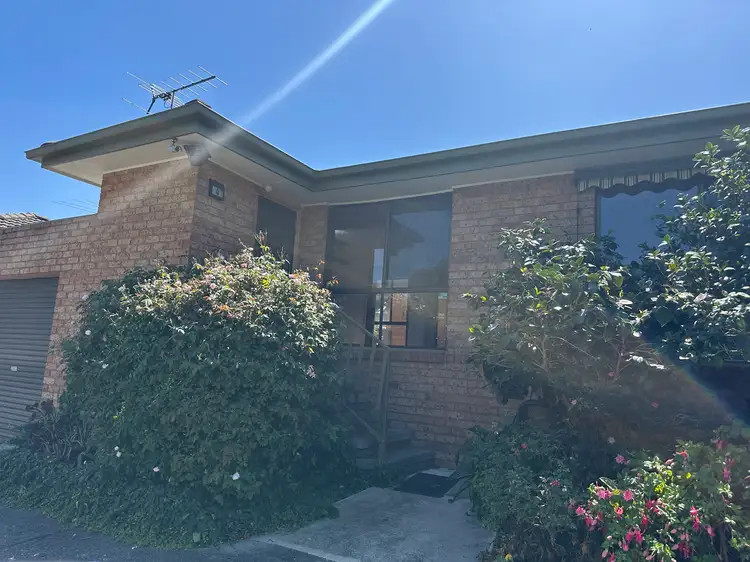 4/1 Gregory Street, Oak Park VIC 3046