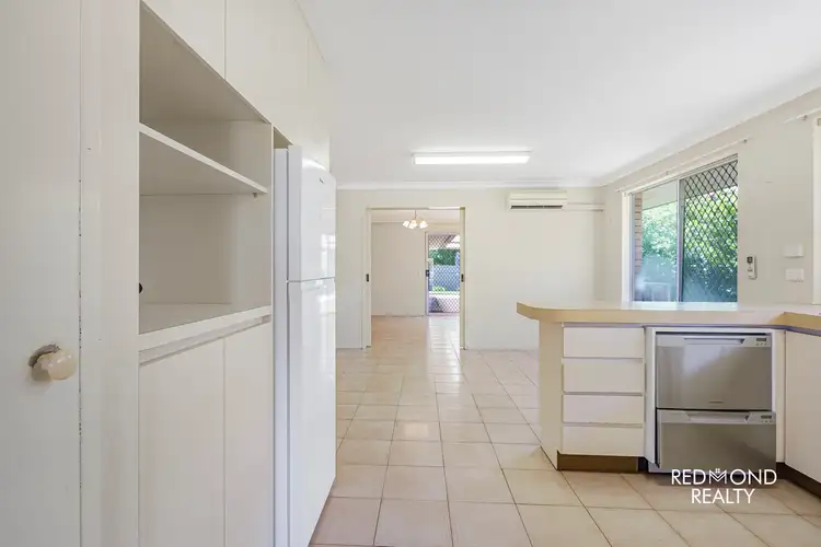 Sixth view of Homely house listing, 5 Bunthorne Court, Duncraig WA 6023