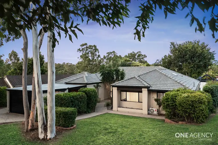 8 Grevillea Place, Forest Lake QLD 4078