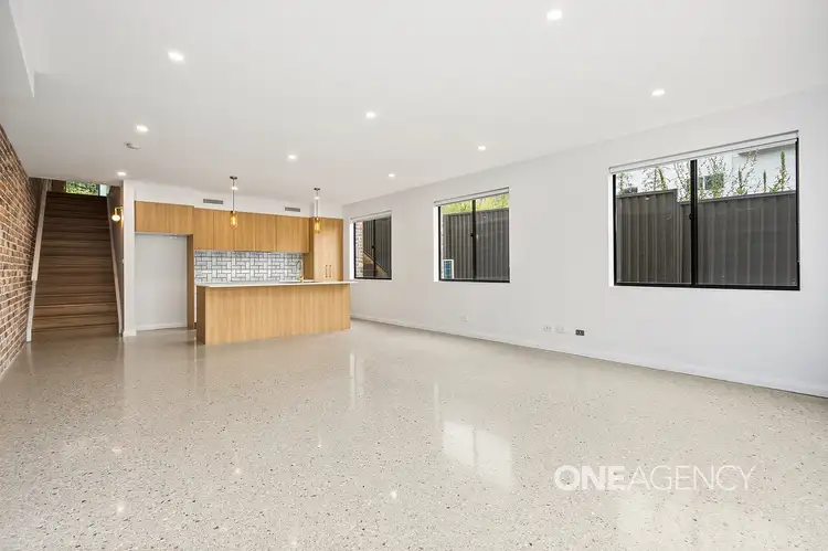 Second view of Homely semi-detached listing, 1/122 Araluen Terrace, Tullimbar NSW 2527