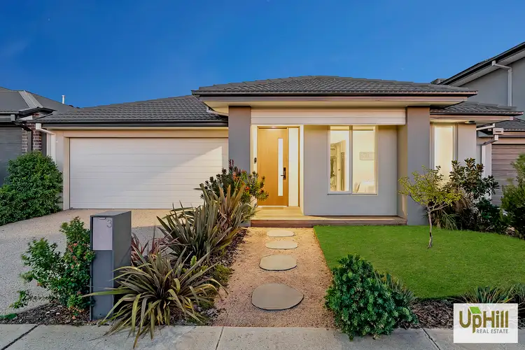 3 Flemenco Way, Clyde VIC 3978