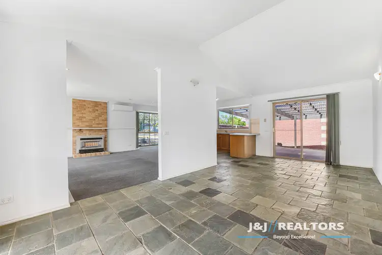 Fifth view of Homely house listing, 6 Teal Court, Narre Warren South VIC 3805