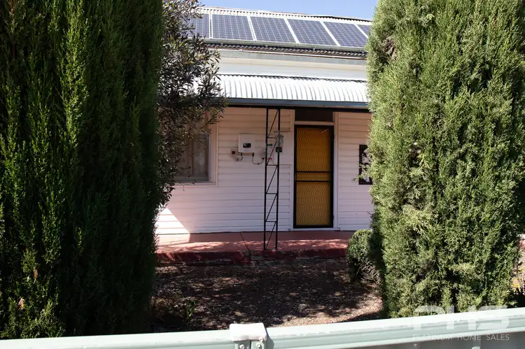 2 Narrow Street, Kerang VIC 3579