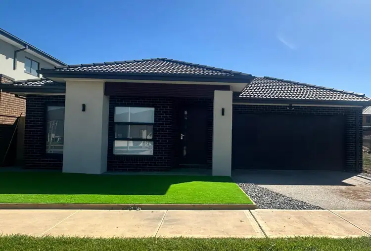 8 Kalyani Street, Werribee VIC 3030