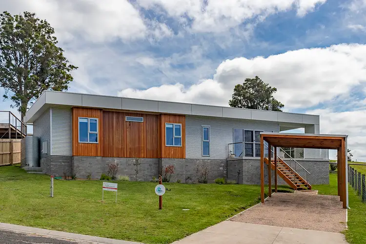 5 Hakea Court, Mallacoota VIC 3892