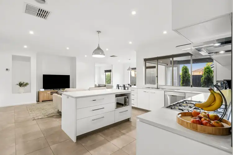3 Harvey Avenue, Armstrong Creek VIC 3217