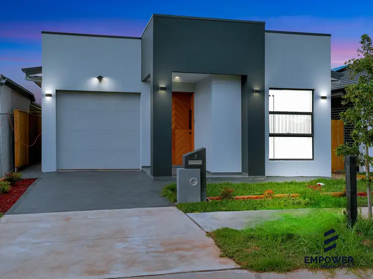 7 Mactier Avenue, Airds NSW 2560