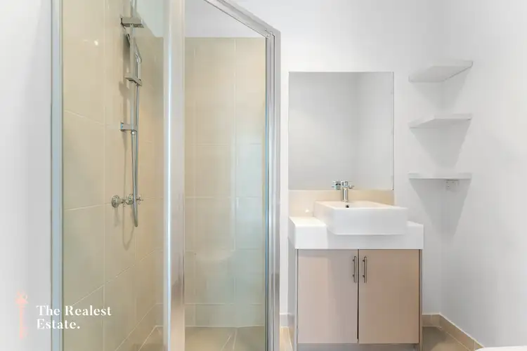 Sixth view of Homely unit listing, 4/88 Purinuan Road, Reservoir VIC 3073