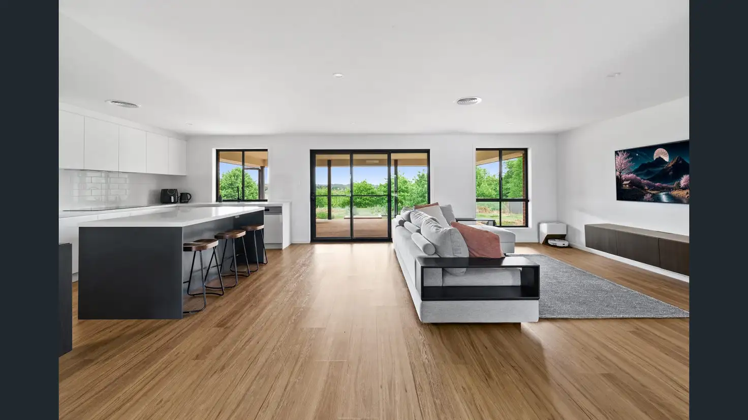 Main view of Homely house listing, 33 Graham Crescent, Crookwell NSW 2583