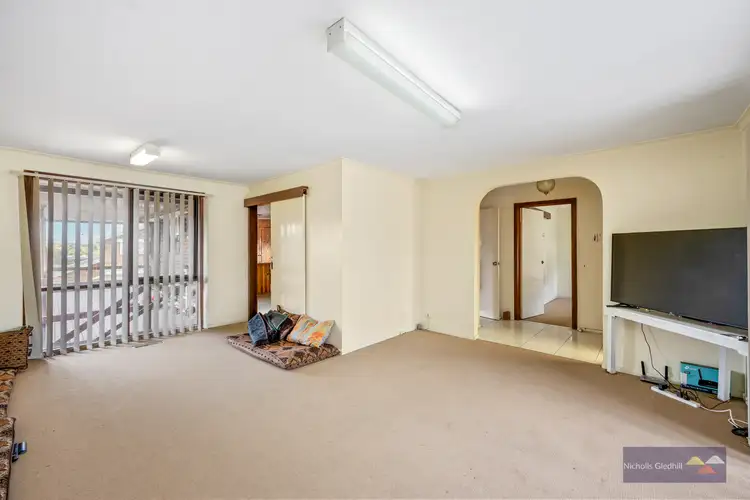 Second view of Homely house listing, 8 Hann Close, Endeavour Hills VIC 3802
