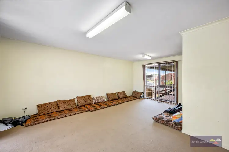 Fifth view of Homely house listing, 8 Hann Close, Endeavour Hills VIC 3802