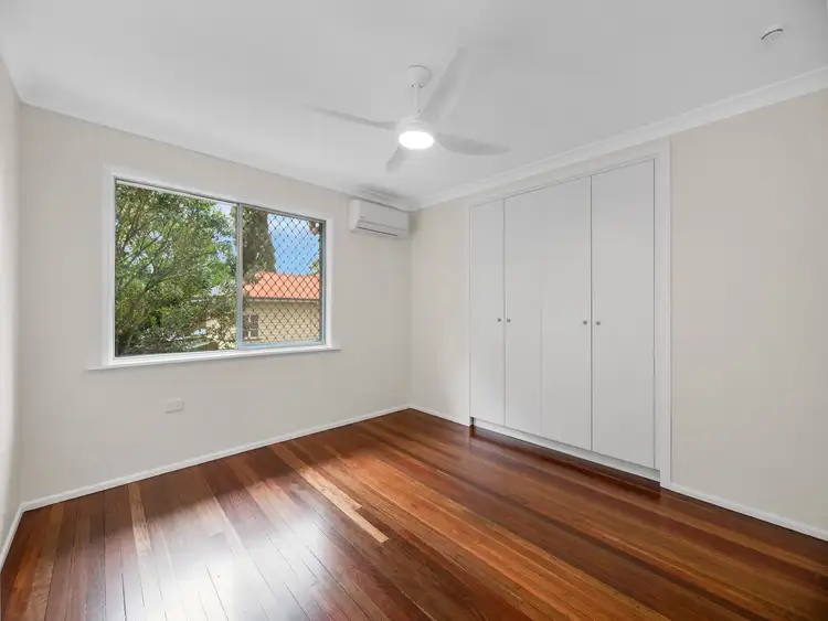 Fifth view of Homely apartment listing, 4/49 Seabreeze Road, Manly West QLD 4179