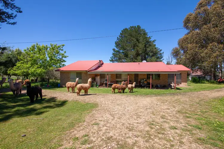 24 Reservoir Road, Crookwell NSW 2583