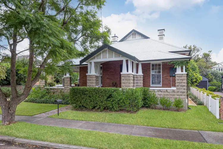 23 The Avenue, Lorn NSW 2320