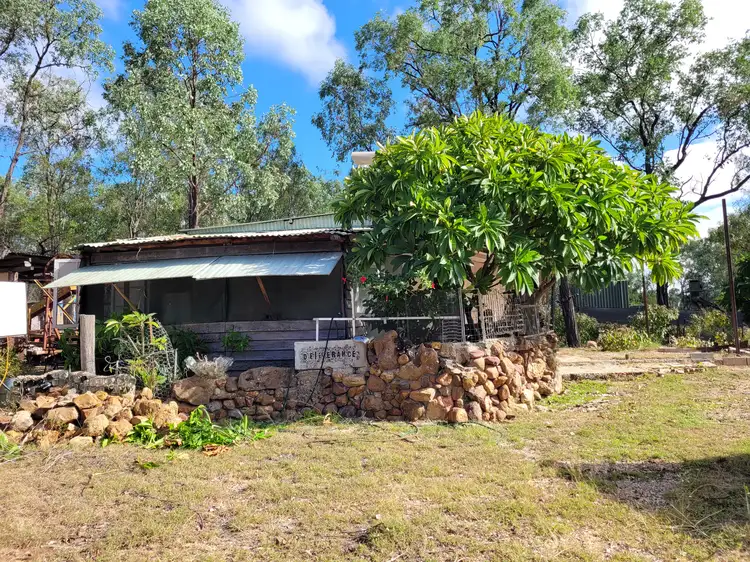 26 Hill End Ave, Rubyvale QLD 4702